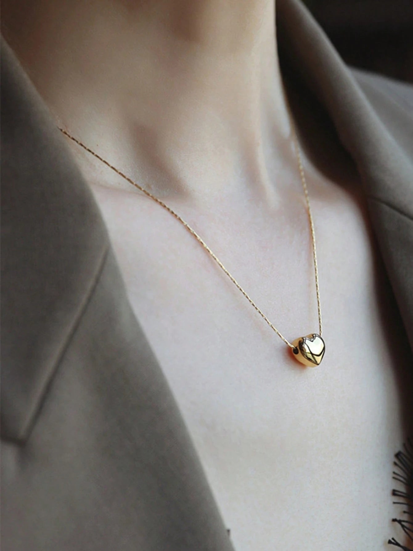 Elegant Heart Pendant Necklace Women