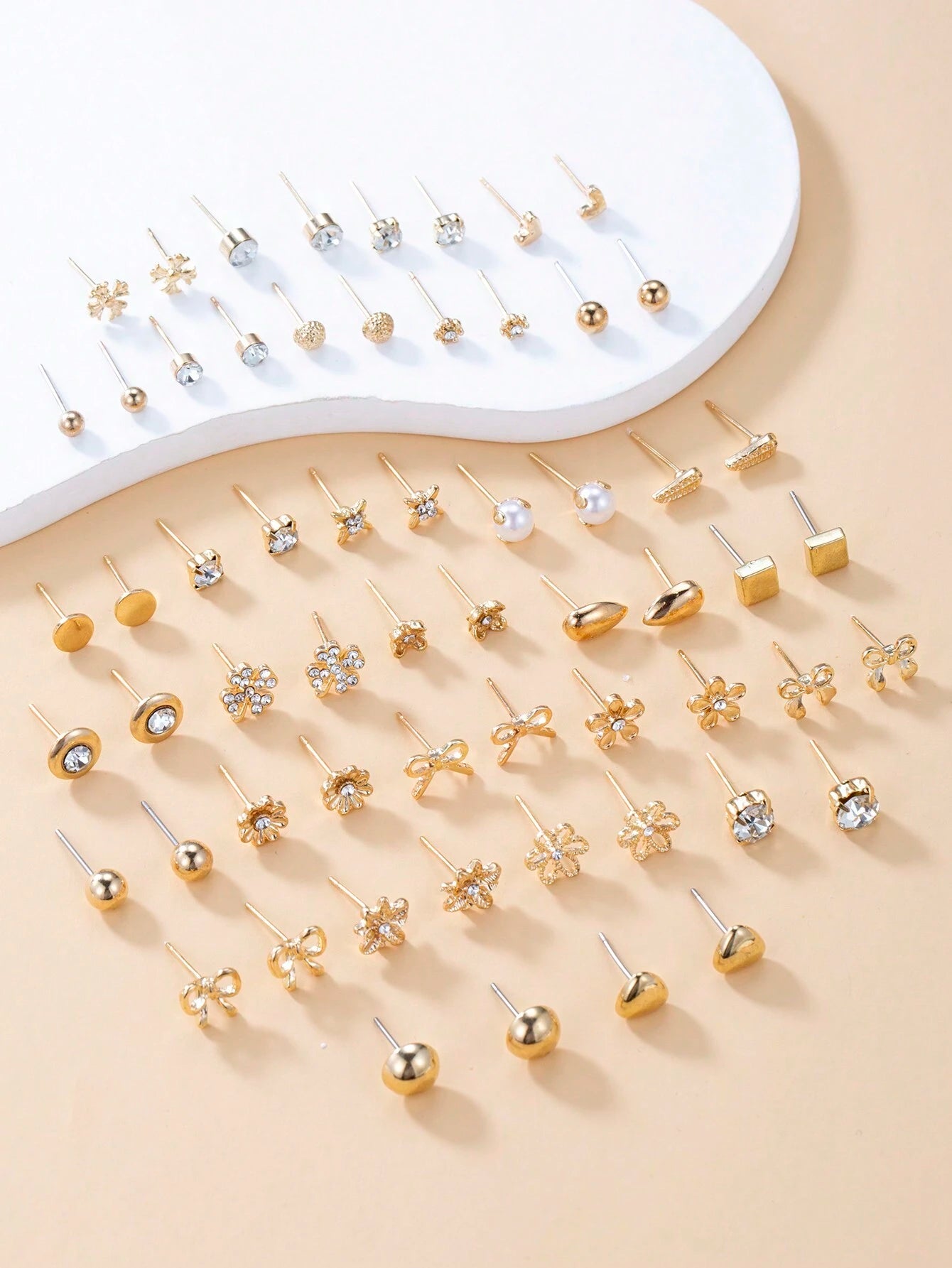 Elegant Rhinestone Stud Earrings Set