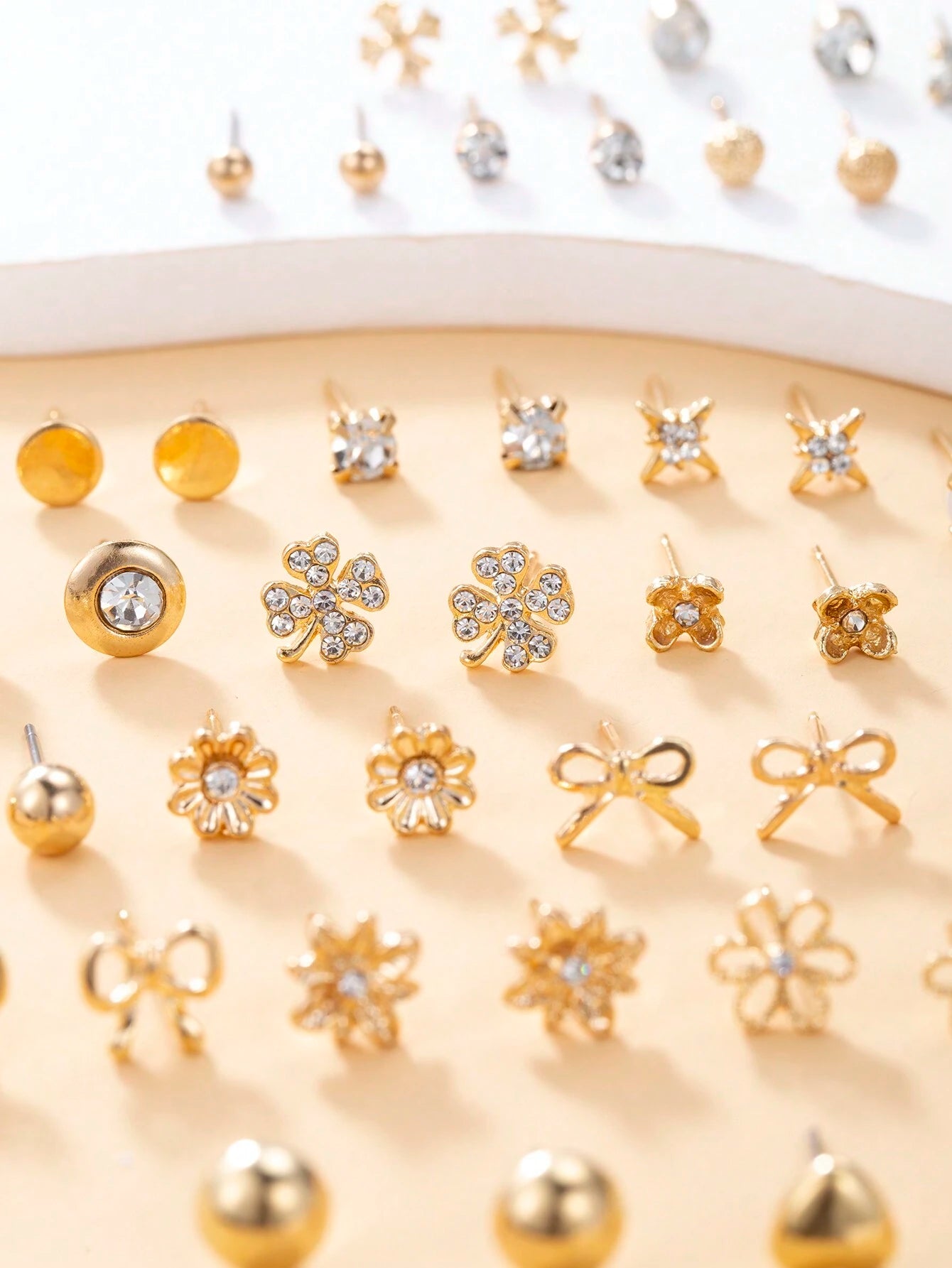 Elegant Rhinestone Stud Earrings Set
