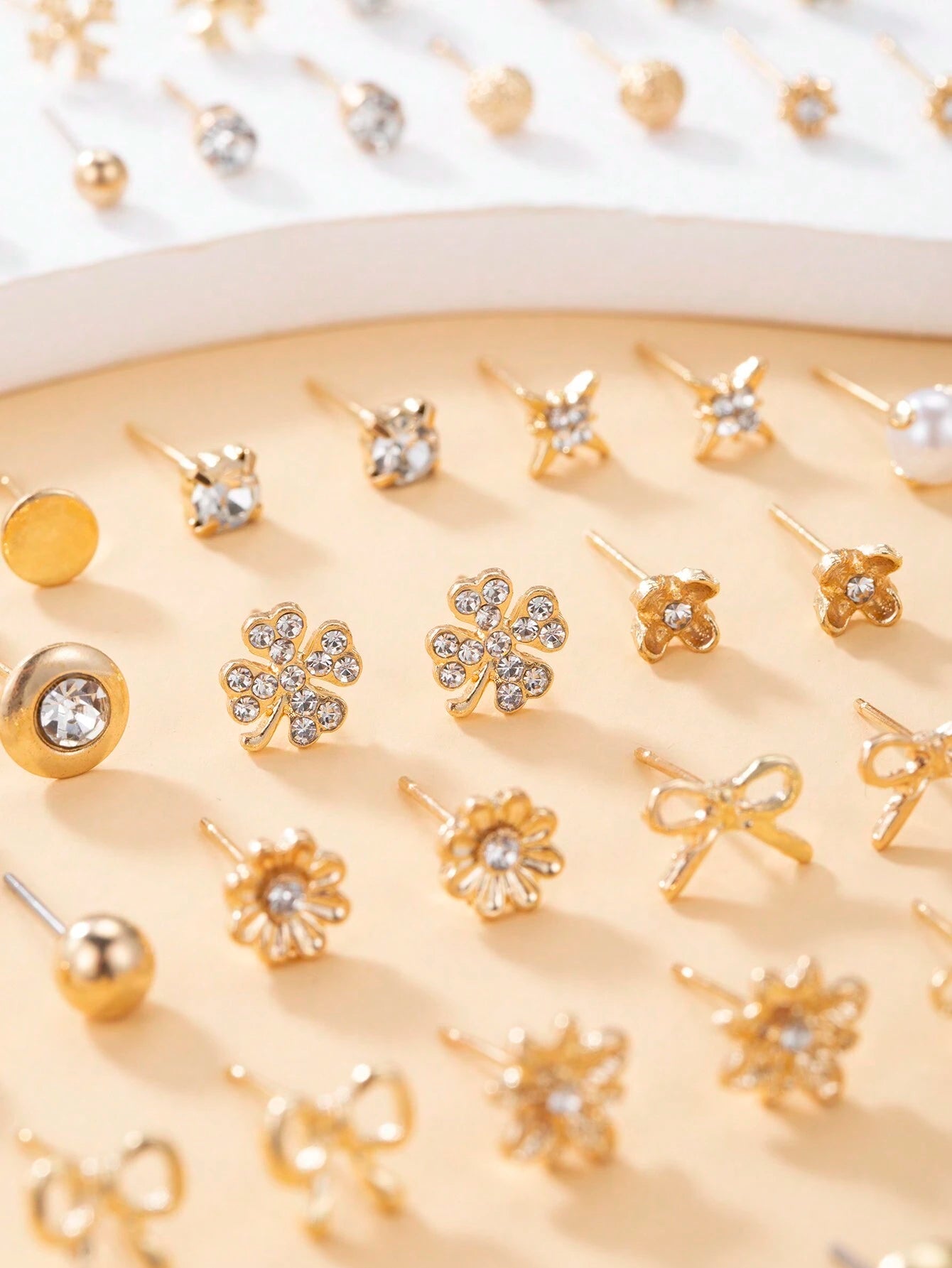 Elegant Rhinestone Stud Earrings Set