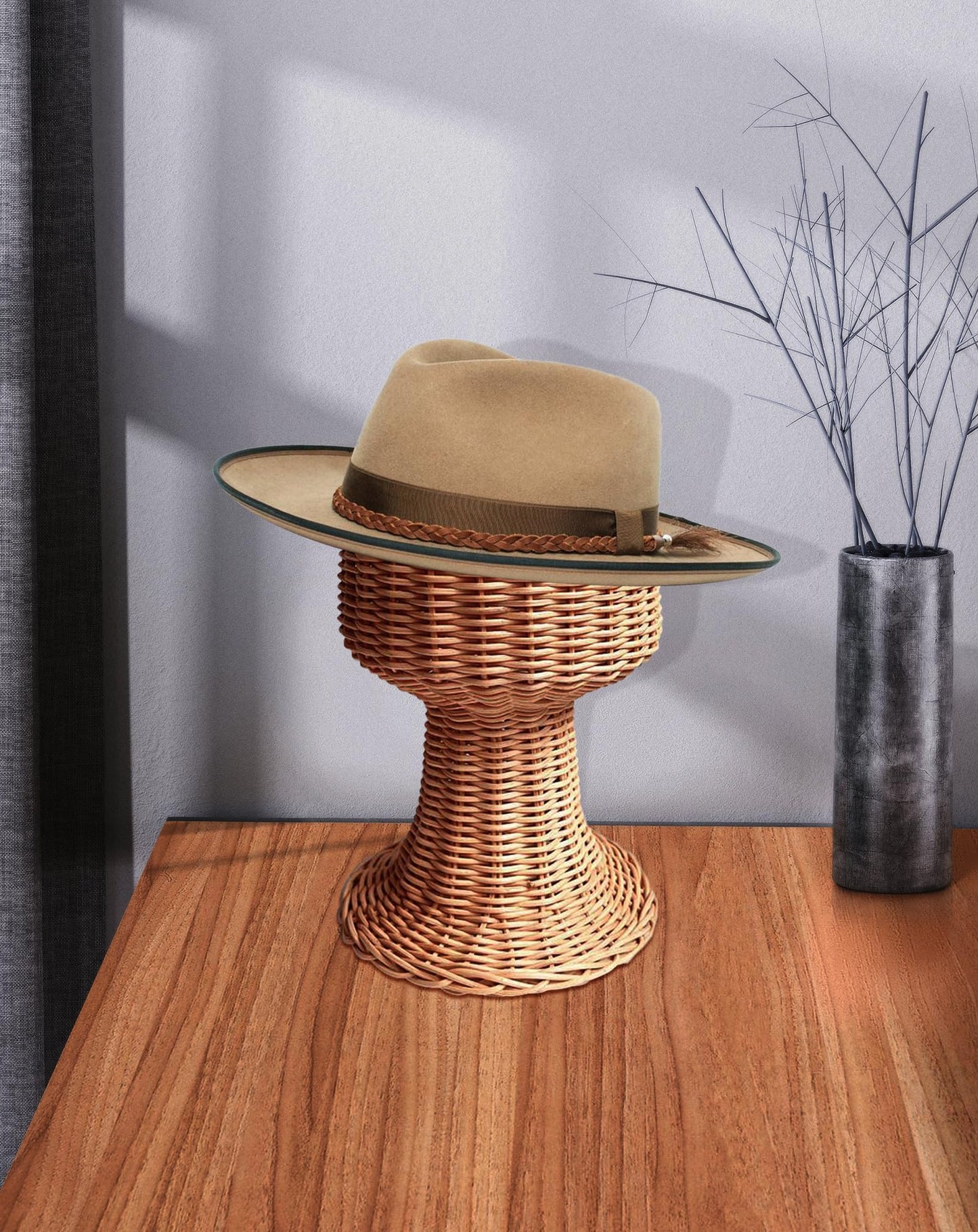 CHADWICK Mannequin Head Stand, Rattan Wig Stand, Hat & Wig Display Holder, Handmade Wicker Wig Head Stand, Vine Woven Hat Stands, Rustic Cap Rack for Home, Hair Salon, Showcase, Stable Base, Brown