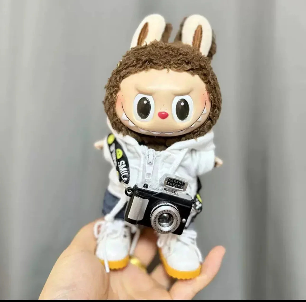 17cm Labubu Hoodie Outfit