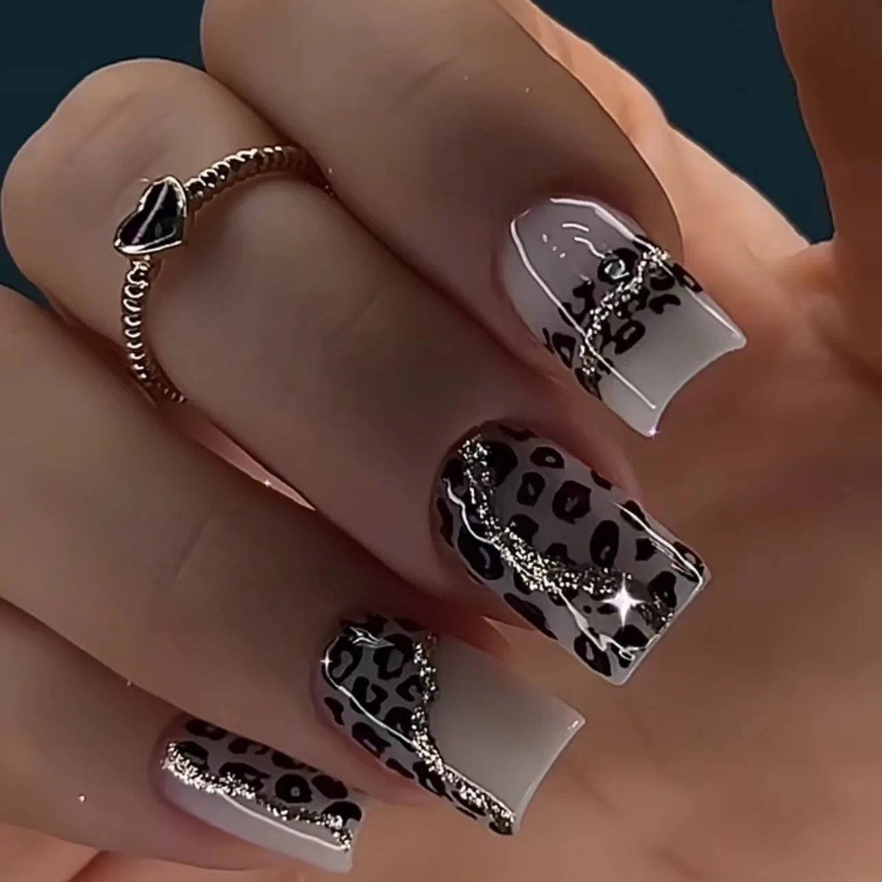 24Pcs Cute Bow Press-On Nails
