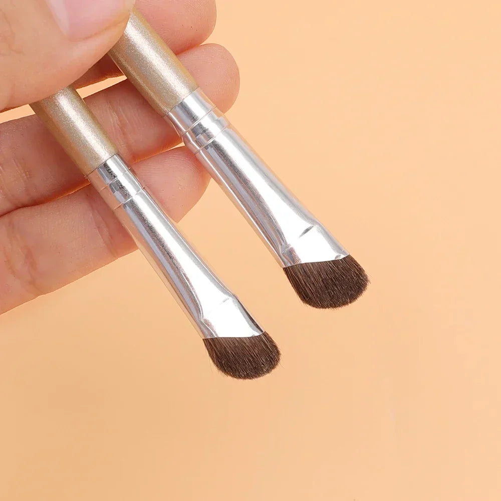 Angled Eyeshadow and Contour Brush