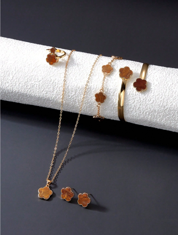 Vintage Gold Plated Jewelry Set