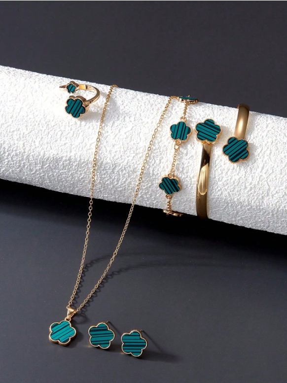 Vintage Gold Plated Jewelry Set