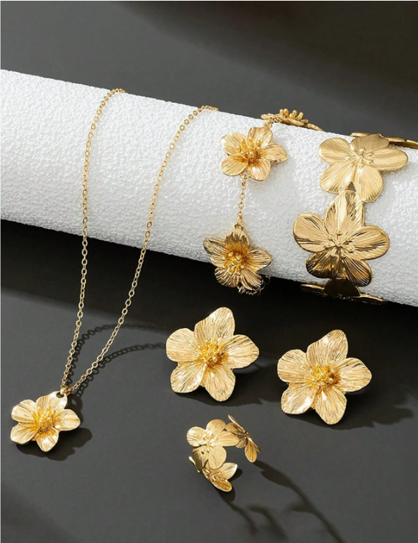 Vintage Gold Plated Jewelry Set