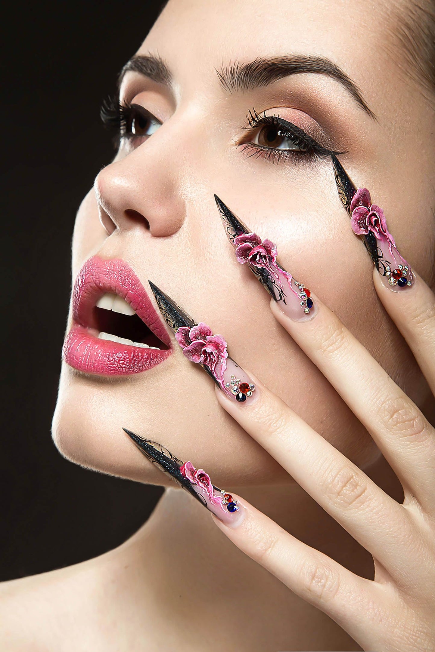RUOKEXIN Square Press on Nails Long Fake Nails French Tip False Nails with 3D Bow Designs Long Nail Press ons Sparkly Artificial Nails Rhinestones Glue on Nails Cute Stick on Nails for Women 24Pcs