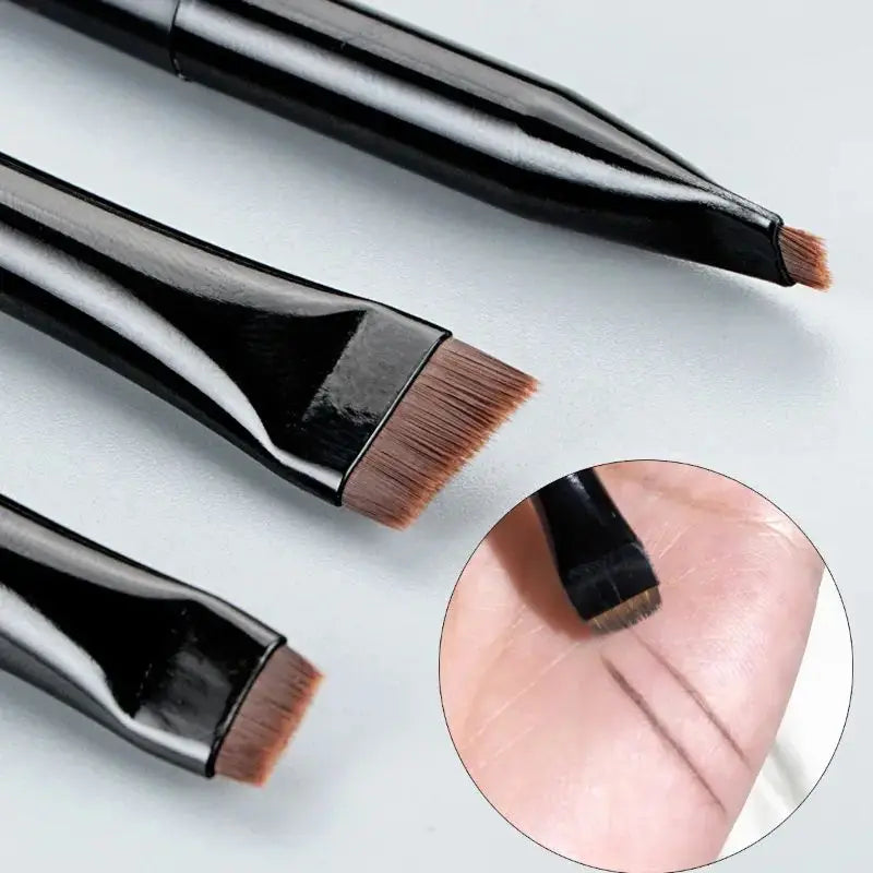 MAANGE Dense Blush Contour Brush