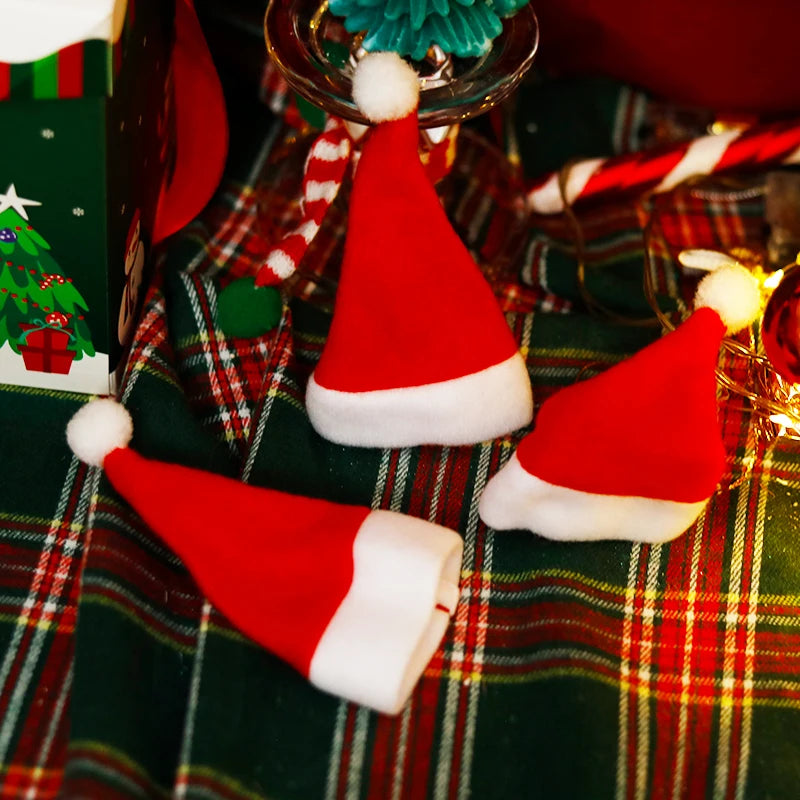 5pcs Christmas Red Mini Santa Hat Velvet Fabric Wine Bottle Holder Xmas Party Kitchen Dinner Table Tree Ornament DIY Decor