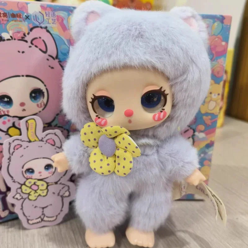 Liila Lucky Cat Blind Box